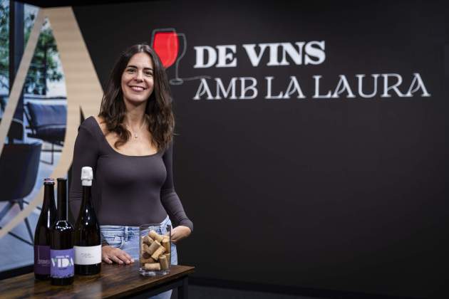 Laura Serrano, vinos Maridatge per la Castanyada / Foto: Carlos Baglietto Laura Serrano, vinos Maridatge per la Castanyada / Foto: Carlos Baglietto