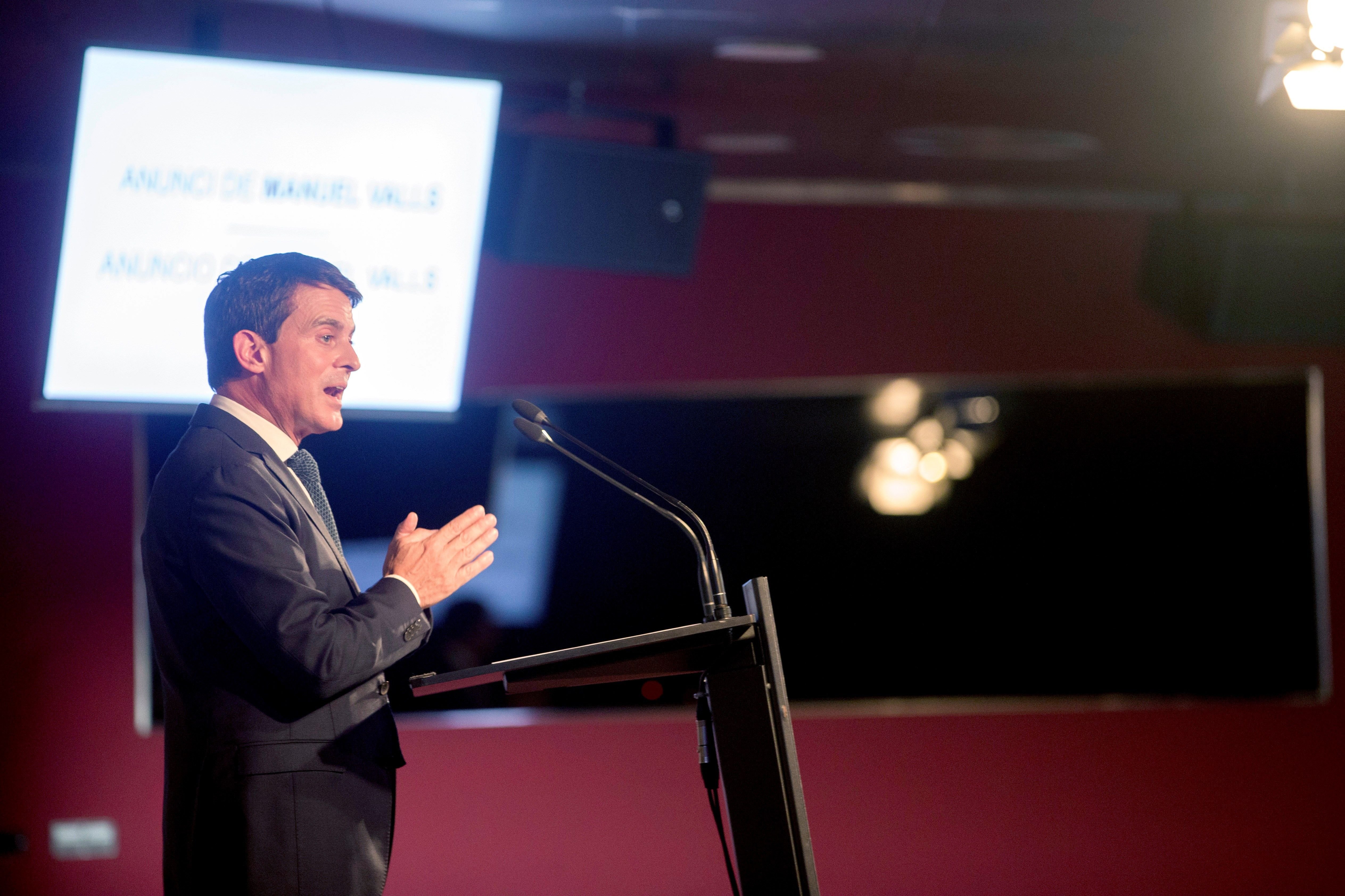 El món dels diners no es deixa veure a l'acte de presentació de Valls