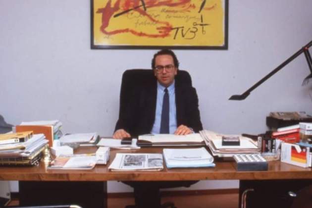 Enric Canals, en su despacho como director de Televisión de Cataluña, en 1989 TV3 Enric Canals, en su despacho como director de Televisión de Cataluña, en 1989 TV3
