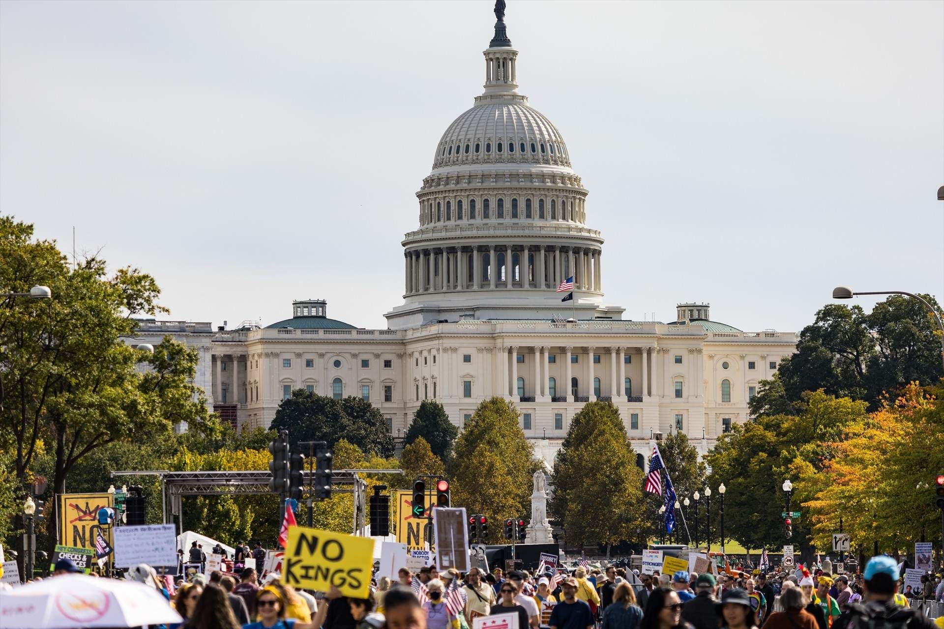 Centenars de milers de persones es manifesten contra Trump en la segona ronda de “No Kings”