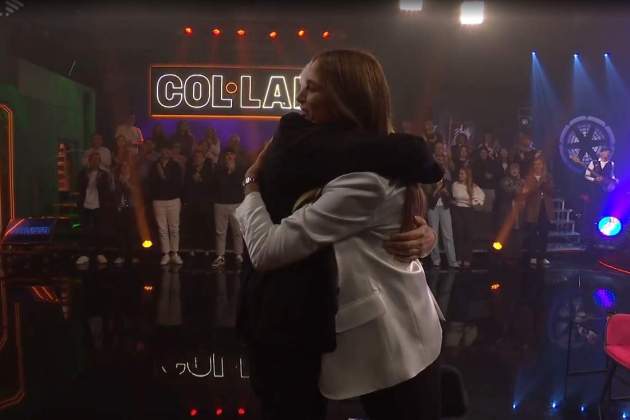 Sentido abrazo entre Jordi González y Martina Klein, 27 años después TV3 Sentido abrazo entre Jordi González y Martina Klein, 27 años después TV3