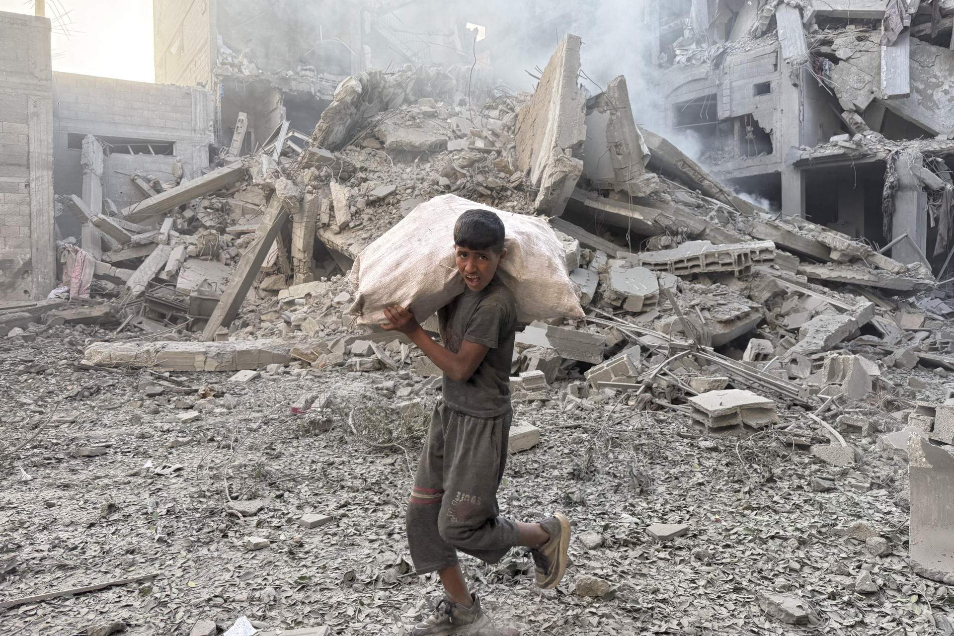 Gaza després del conflicte: reconstrucció urgent i rivalitats que persisteixen Gaza després del conflicte: reconstrucció urgent i rivalitats que persisteixen