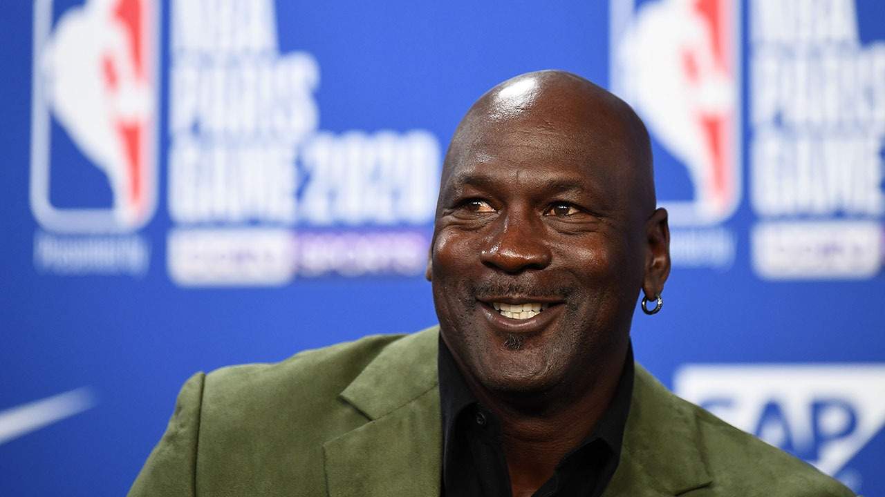 Michael Jordan es carrega els ex del Barça a l'NBA