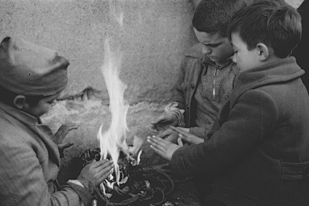 niños fuego perez rozas afb