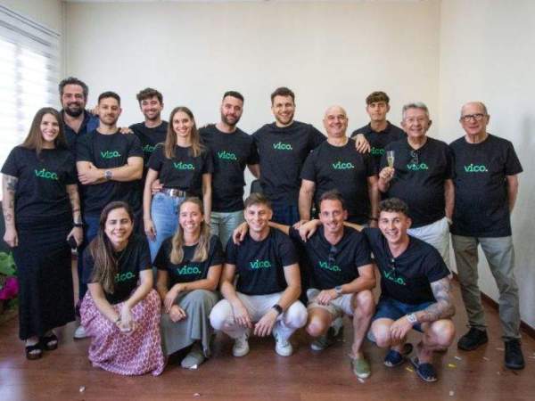 L'equip de professionals de Vico Ahorro, a les oficines centrals de Tarragona. L'equip de professionals de Vico Ahorro, a les oficines centrals de Tarragona.
