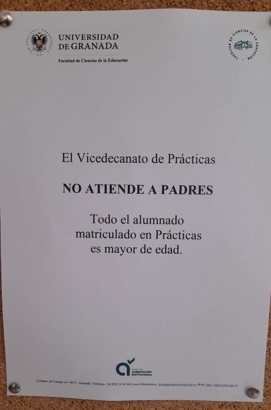 La Universidad de Granada se viraliza por un cartel: "No atendemos a padres"