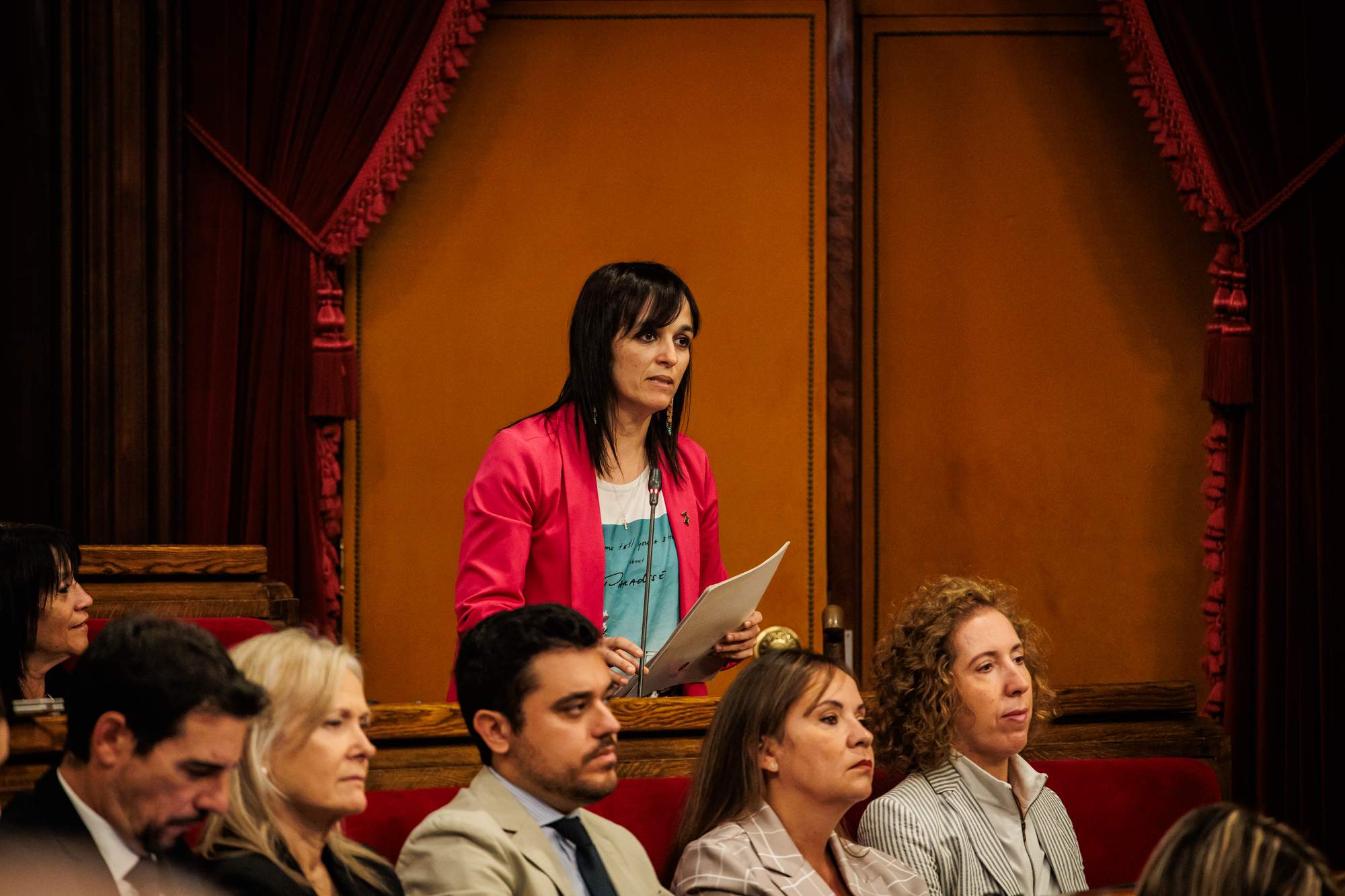 Orriols no condemna la foto del diari afí a AC on apareix trepitjant Puigdemont com un trofeu de caça