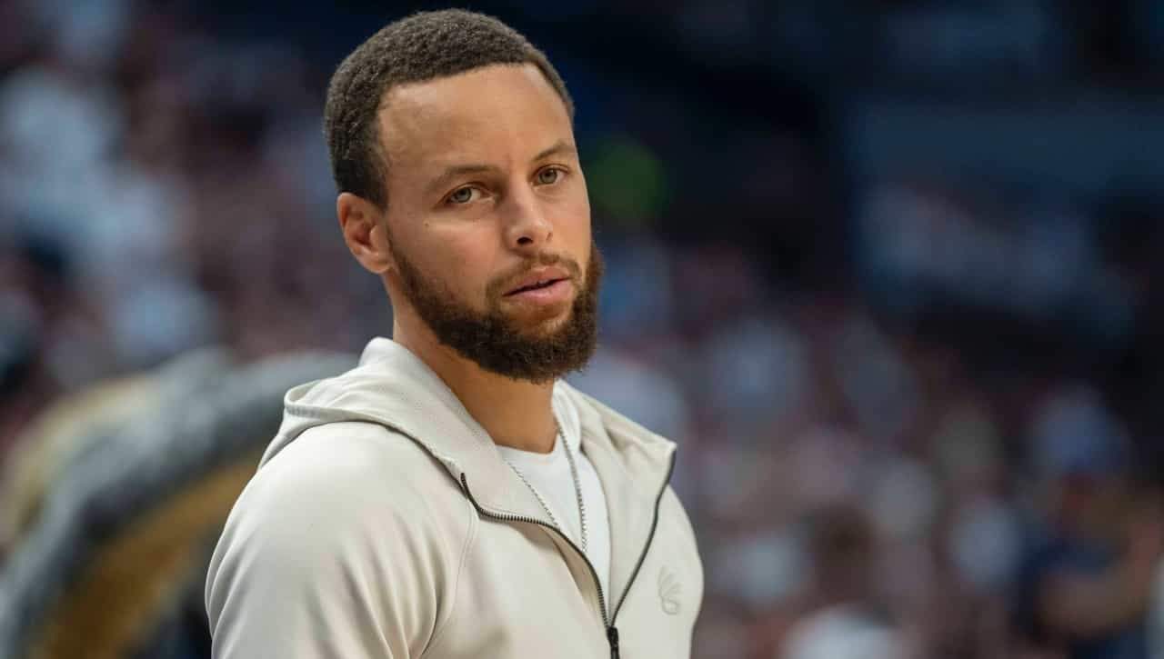 Stephen Curry li va exigir a Kerr: ha de ser titular tant sí com no