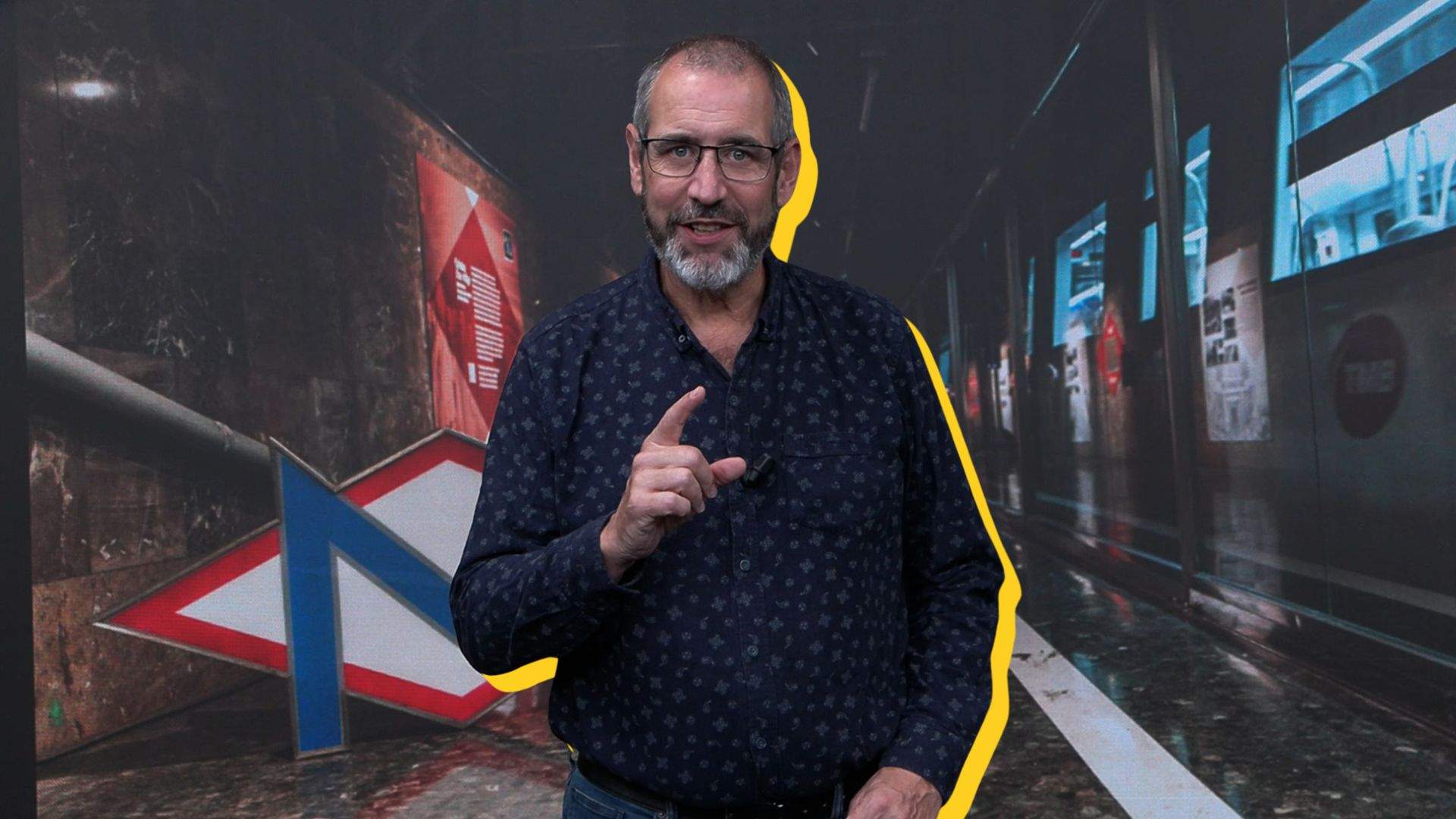 Entrem a l’estació fantasma de Gaudí: un multivers a l’L5 de Metro de Barcelona