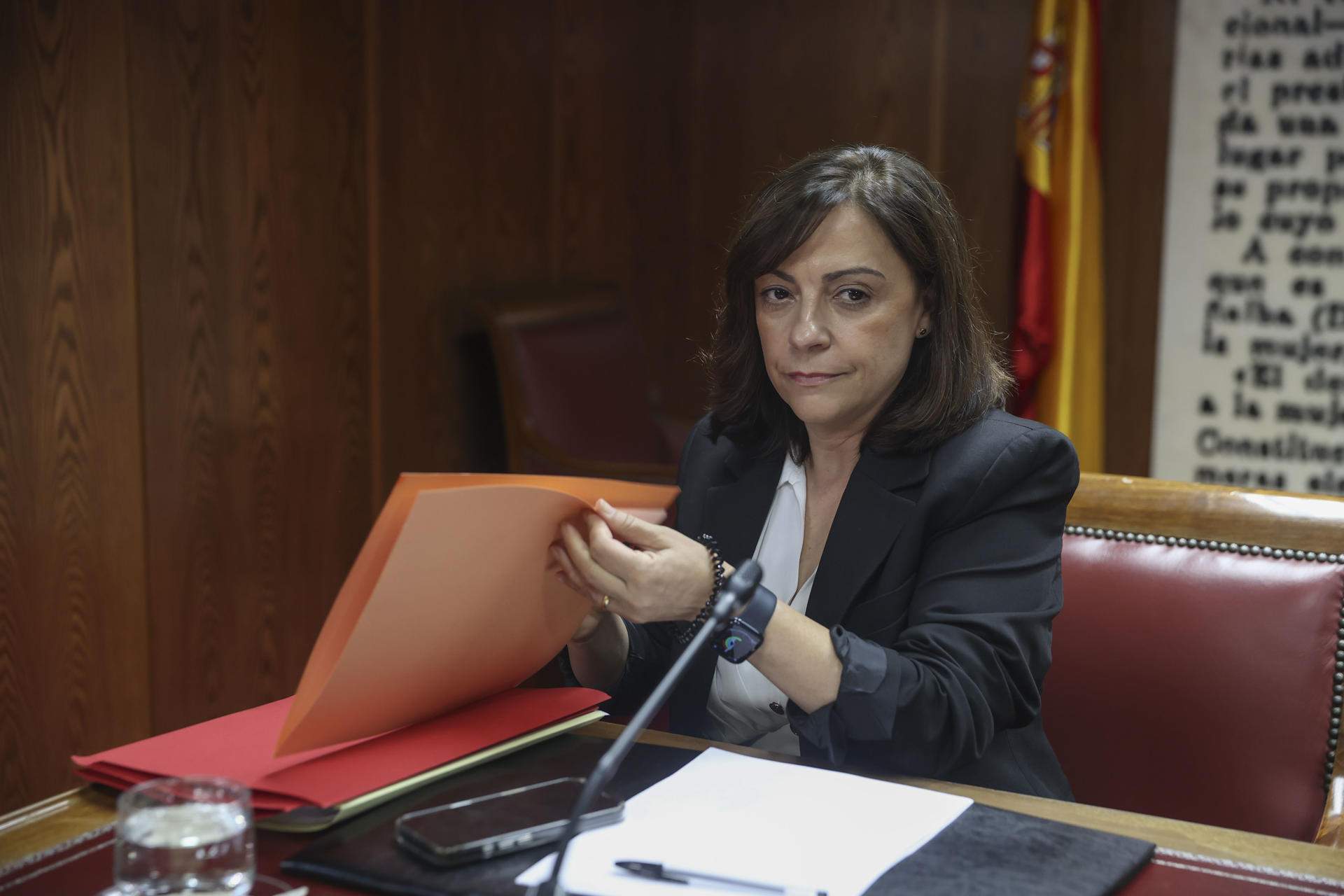 La gerente del PSOE admite que Sánchez puede haber recibido dinero en efectivo