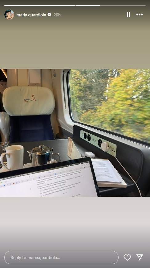Maria Guardiola en el tren   Instagram (1) Maria Guardiola en el tren   Instagram (1)