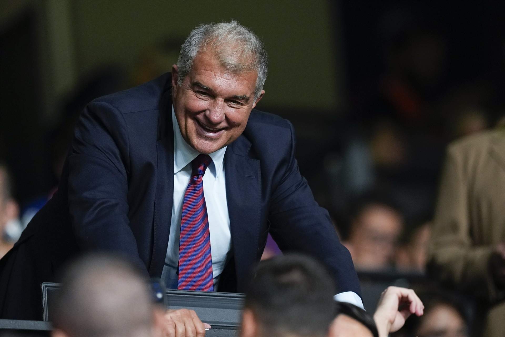 Joan Laporta, desafiant abans del Clàssic: "Mai em cansaria de guanyar al Bernabéu" Joan Laporta, desafiant abans del Clàssic: "Mai em cansaria de guanyar al Bernabéu"