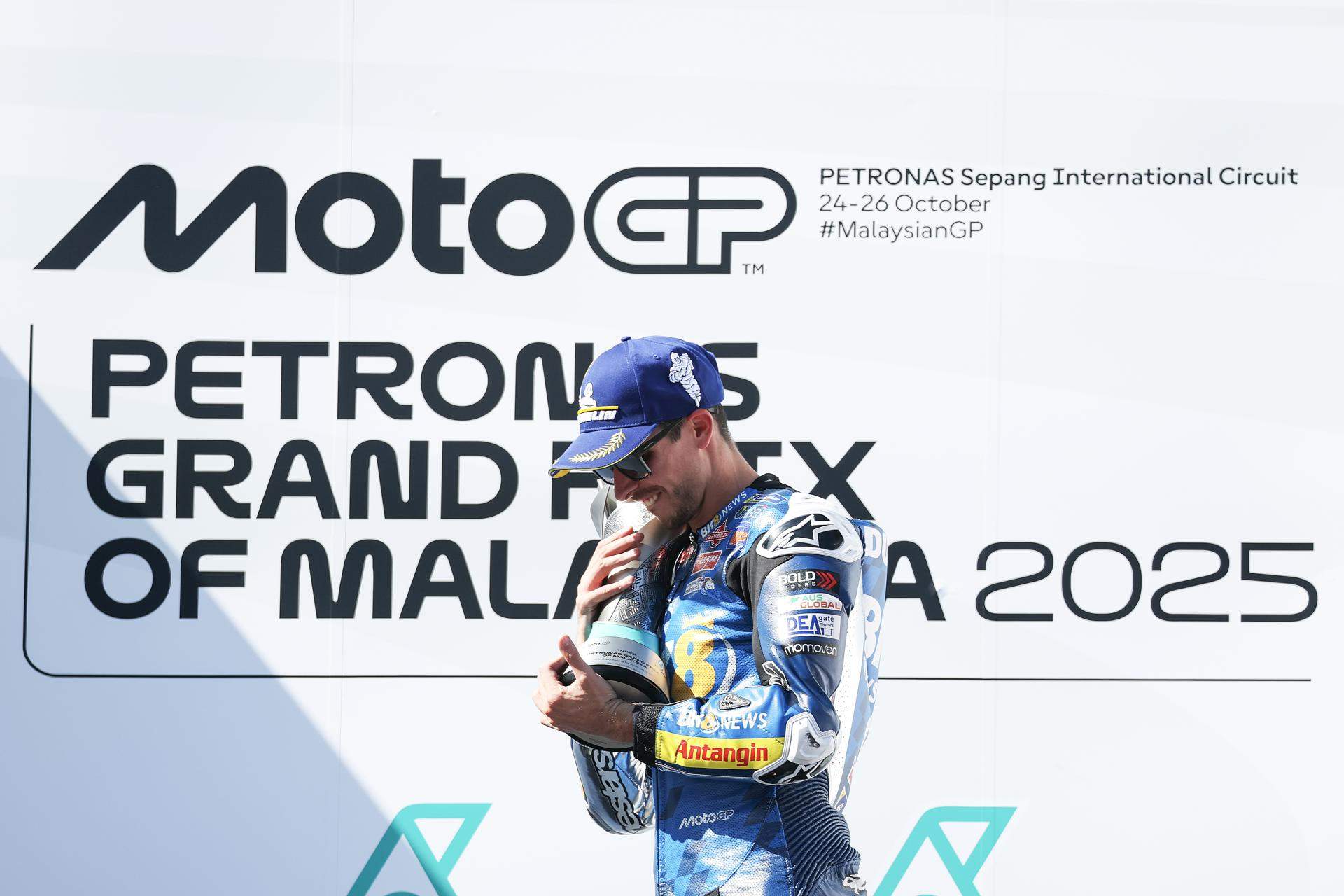 Àlex Márquez celebra el subcampionat de MotoGP amb una victòria magistral a Malàisia Àlex Márquez celebra el subcampionat de MotoGP amb una victòria magistral a Malàisia