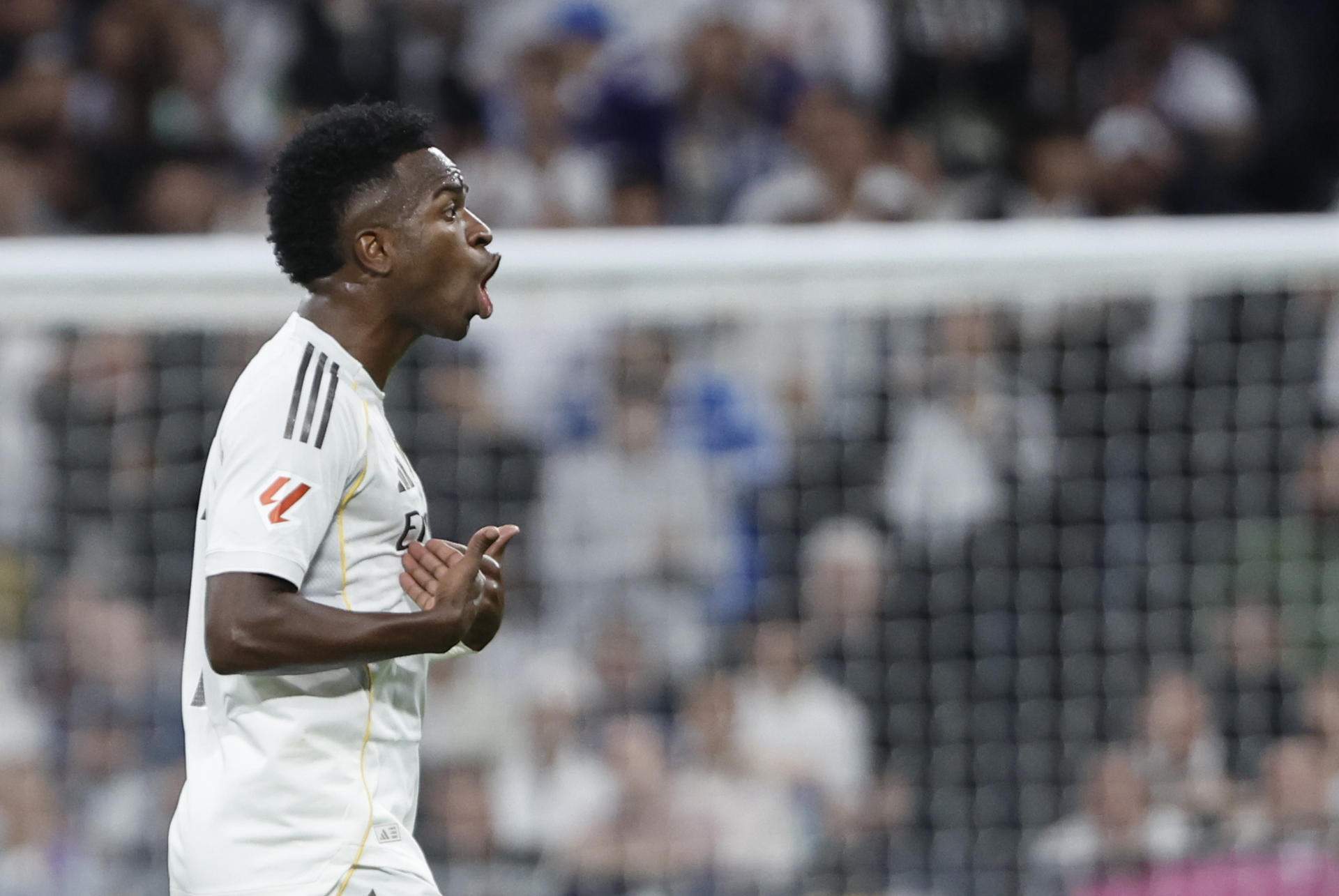 Incendi de Vinícius: enuig monumental del brasiler amb Xabi Alonso per substituir-lo: "A prendre pel..." Incendi de Vinícius: enuig monumental del brasiler amb Xabi Alonso per substituir-lo: "A prendre pel..."