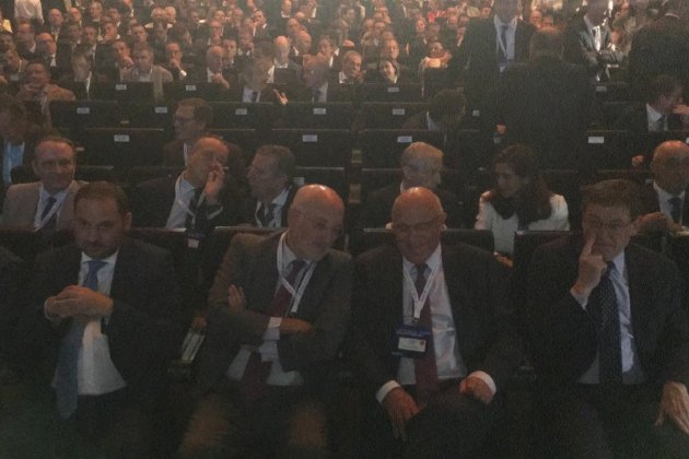 Imatge Palau Congressos Corredor Carlota Camps Imatge Palau Congressos Corredor Carlota Camps