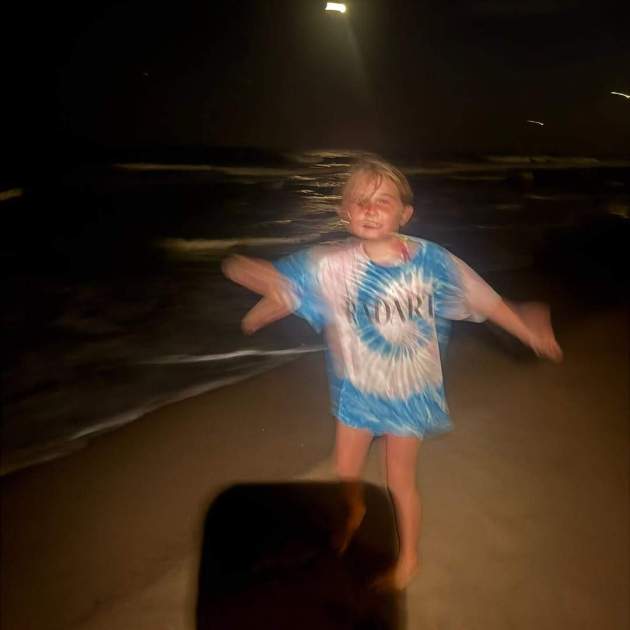 Filla dels Lewanwdoskis a la platja / Instagram Filla dels Lewanwdoskis a la platja / Instagram