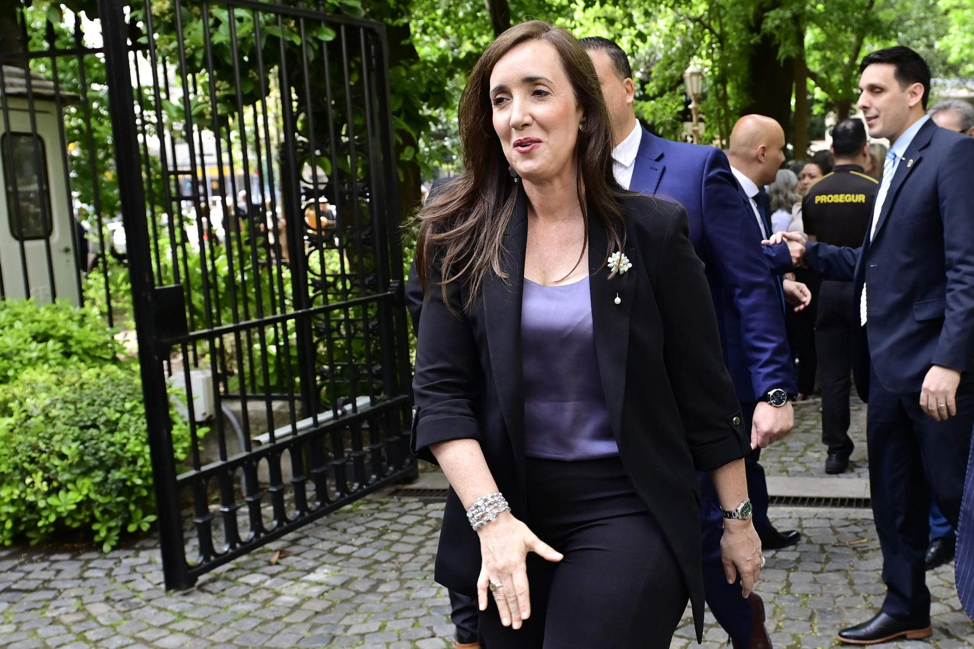 Aliança Catalana felicita a Javier Milei pese a la catalanofobia de su vicepresidenta, Victoria Villarruel Aliança Catalana felicita a Javier Milei pese a la catalanofobia de su vicepresidenta, Victoria Villarruel