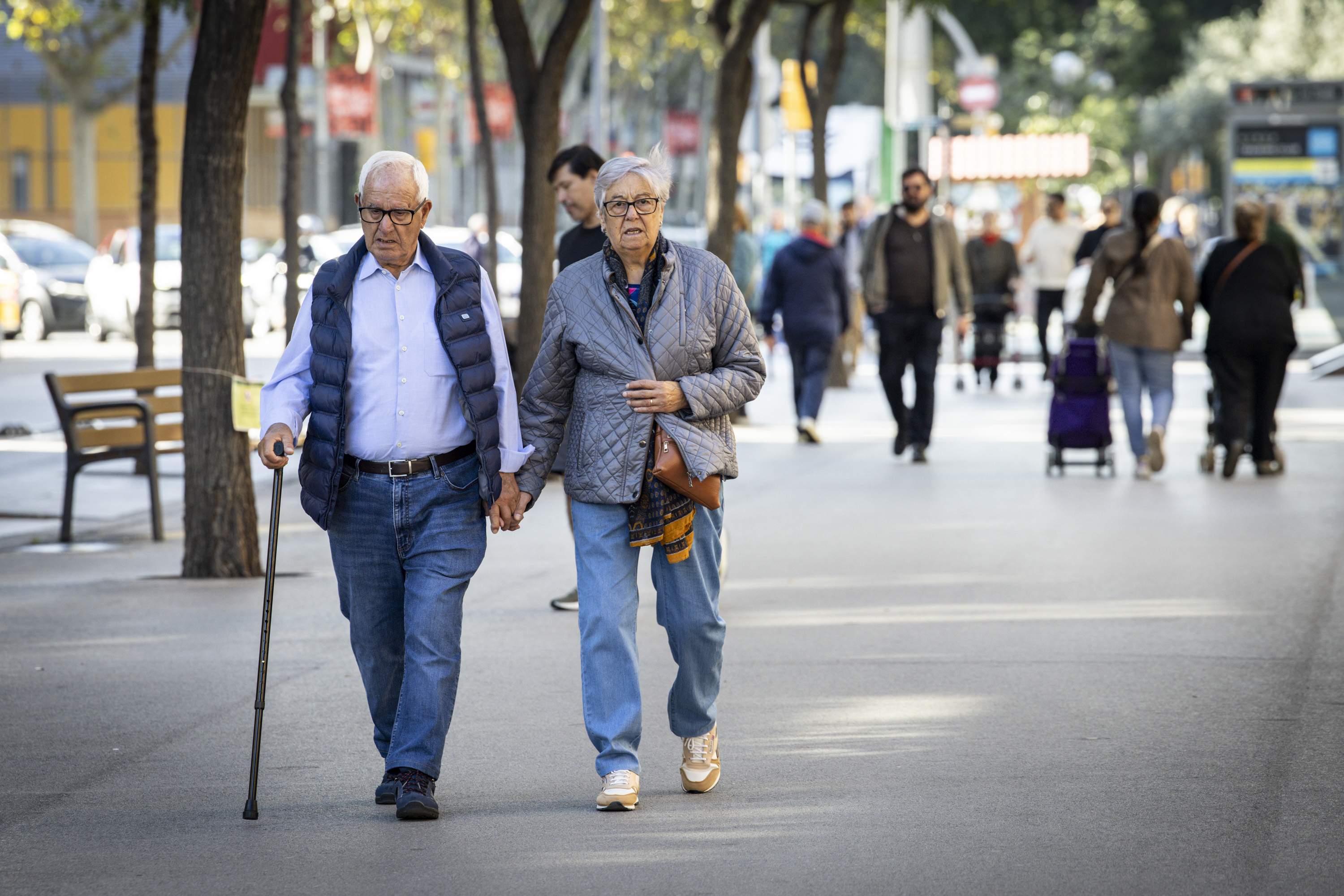 Un estudi europeu indica que parlar habitualment més d'una llengua ajuda a envellir millor