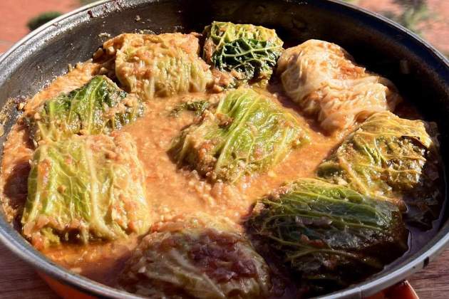 Farcellets de col. / Foto: Taula per Dos Farcellets de col. / Foto: Taula per Dos