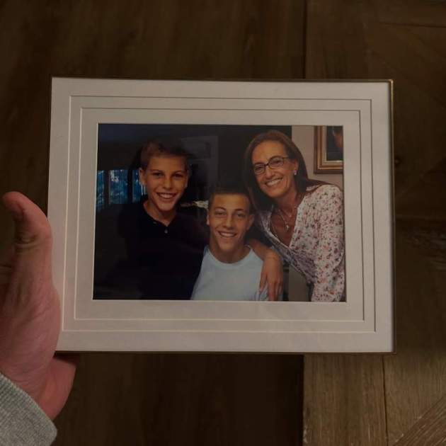 Arnau Marín con su hermano Nil y su madre   Instagram Arnau Marín con su hermano Nil y su madre   Instagram