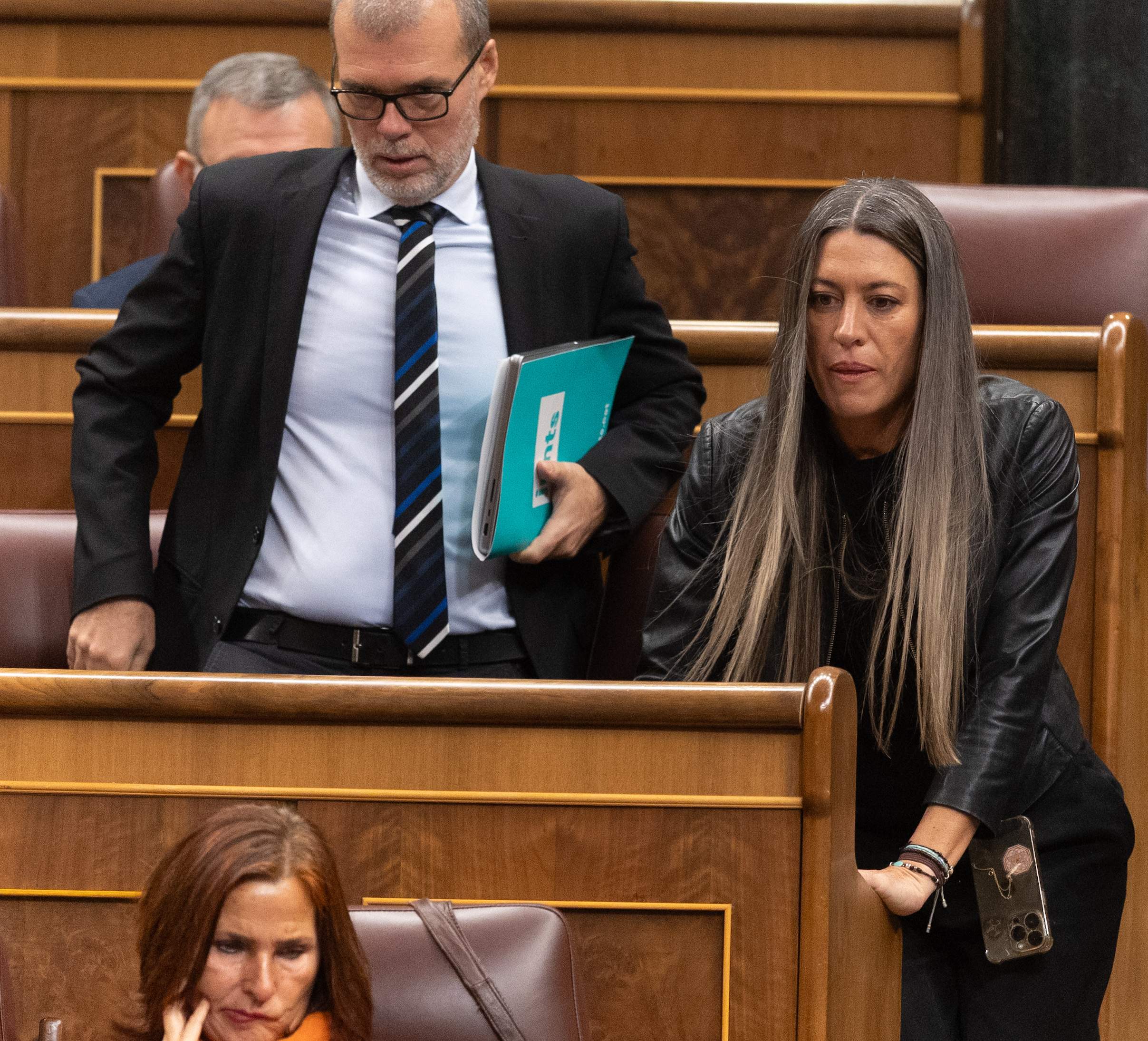 Junts aprova la reforma legal del govern espanyol que obligarà les empreses a atendre en català Junts aprova la reforma legal del govern espanyol que obligarà les empreses a atendre en català