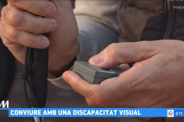 El Christian Garcia explica com és viure a Barcelona amb una discapacitat visual severa TV33 Christian Garcia explica cómo es vivir en Barcelona con una discapacidad visual severa TV33