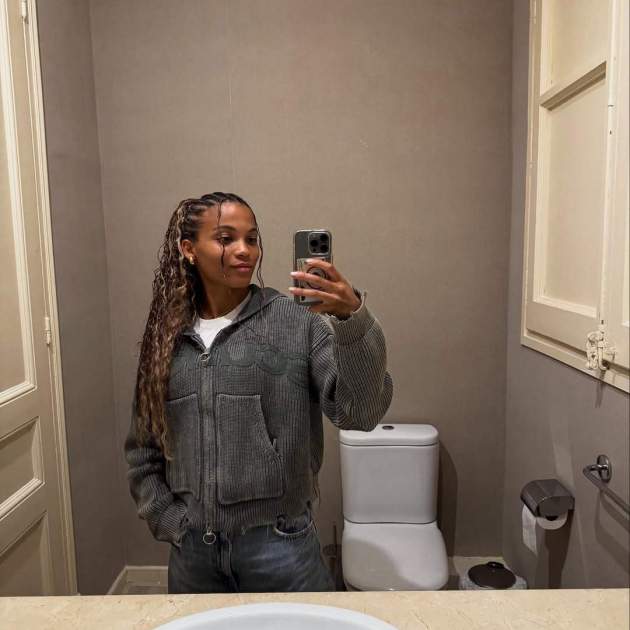 Vicky López, selfie en el espejo / Instagram Vicky López, selfie en el espejo / Instagram