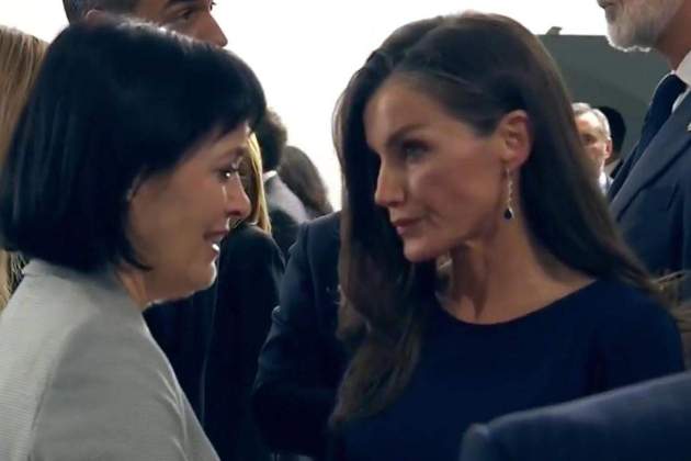 Letizia amb una afectada