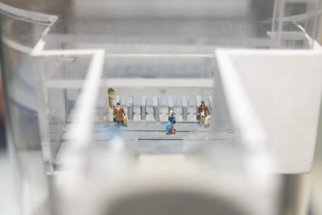 Exposición 100 años de metro en el Palau Robert / Foto: Carlos Baglietto Exposición 100 años de metro en el Palau Robert / Foto: Carlos Baglietto