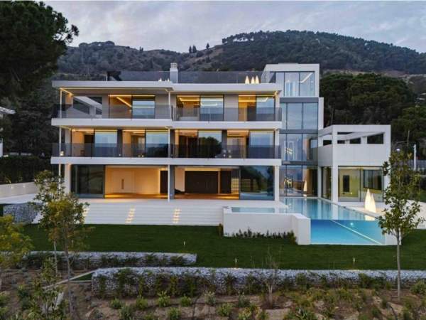 CASA PEDRALBES PISOS.COM CASA PEDRALBES PISOS.COM