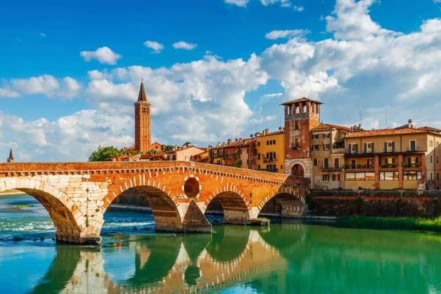 4. Verona. El Pont de Pedra. Font Oficina Estatal de Turisme d'Itàlia 4. Verona. El Pont de Pedra. Font Oficina Estatal de Turisme d'Itàlia