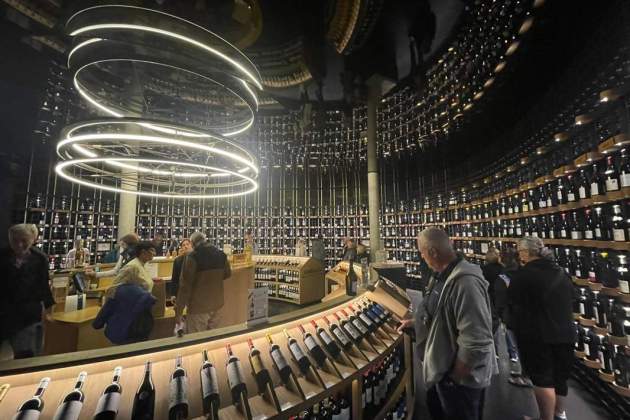 5. Bordeus. Citè du Vin. Cedida Josep Vilardaga Meseguer 5. Bordeus. Citè du Vin. Cedida Josep Vilardaga Meseguer