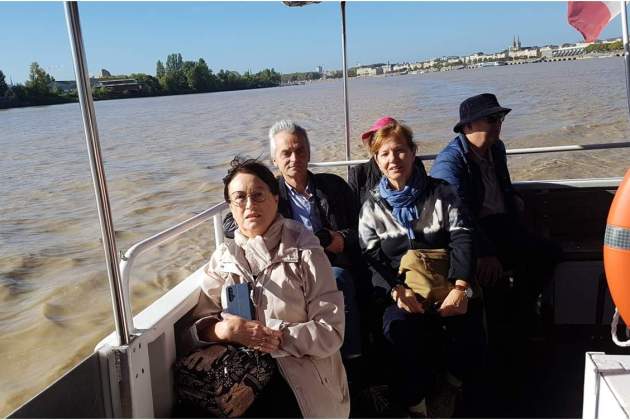 12. Bordeus. Navegació per la Garona. Font Marc Pons 12. Bordeus. Navegació per la Garona. Font Marc Pons