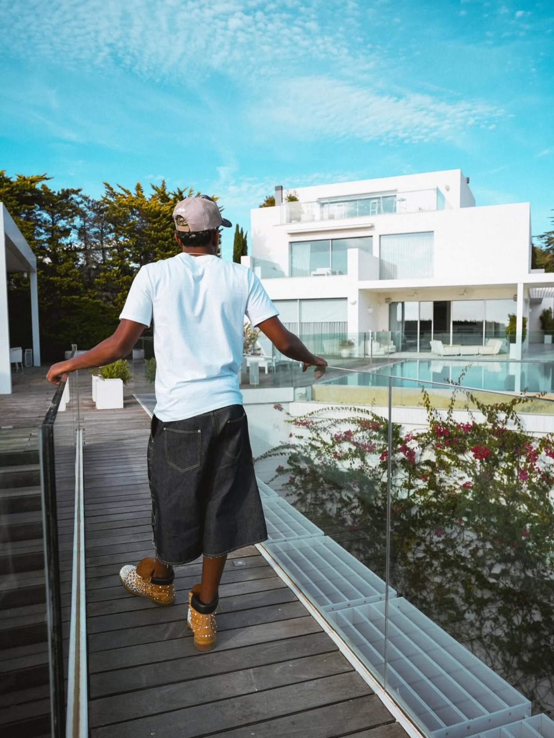 Primera foto de Lamine Yamal a la mansió de Piqué i Shakira Instagram Primera foto de Lamine Yamal a la mansió de Piqué i Shakira Instagram