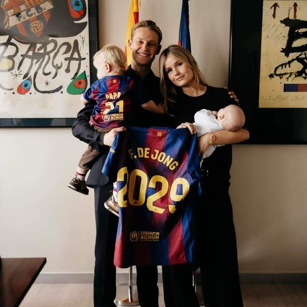 La familia al completo de Frenkie de Jong / Instagram
