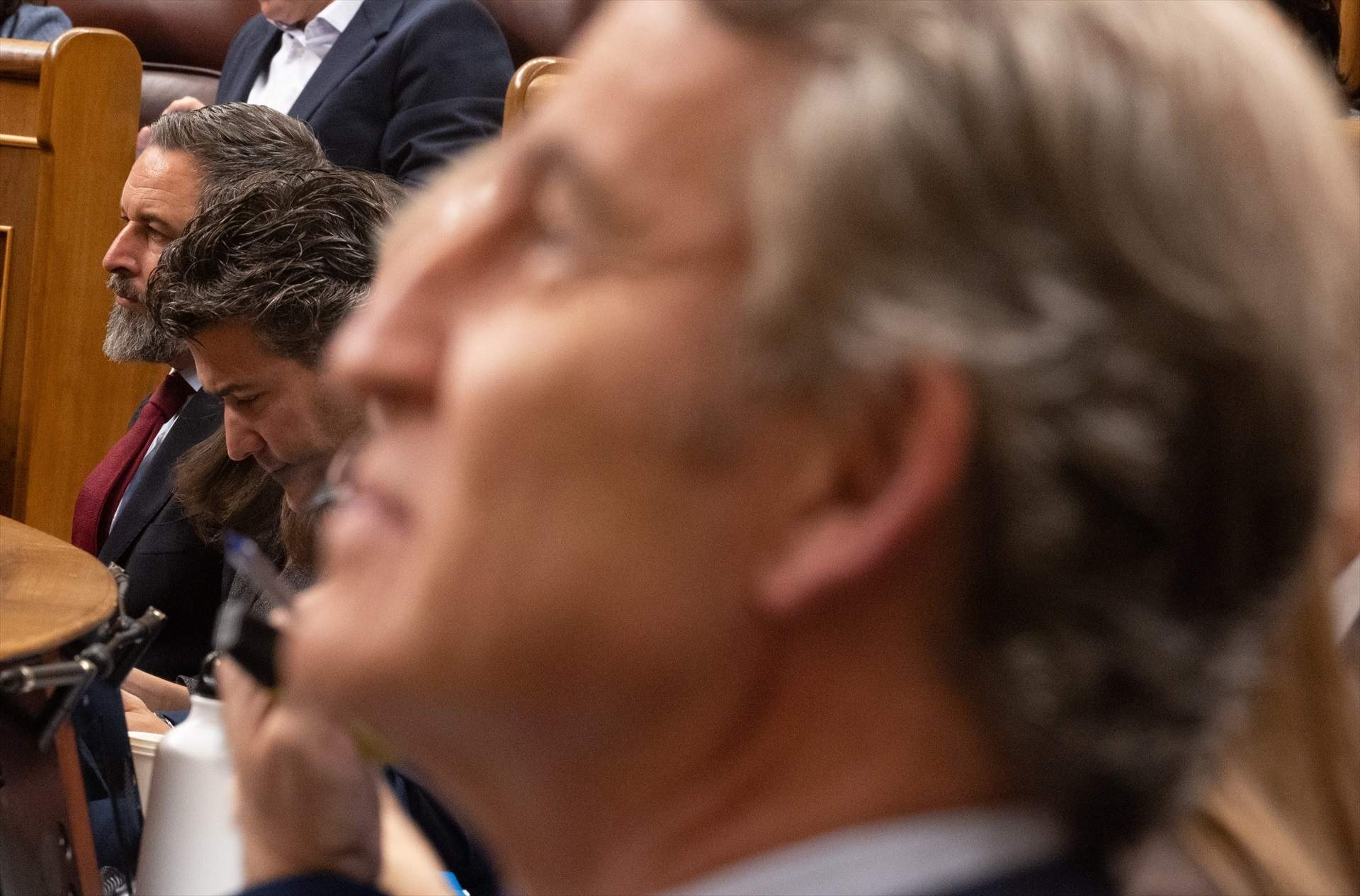 La derecha apremia a Feijóo a llegar a un acuerdo con Junts