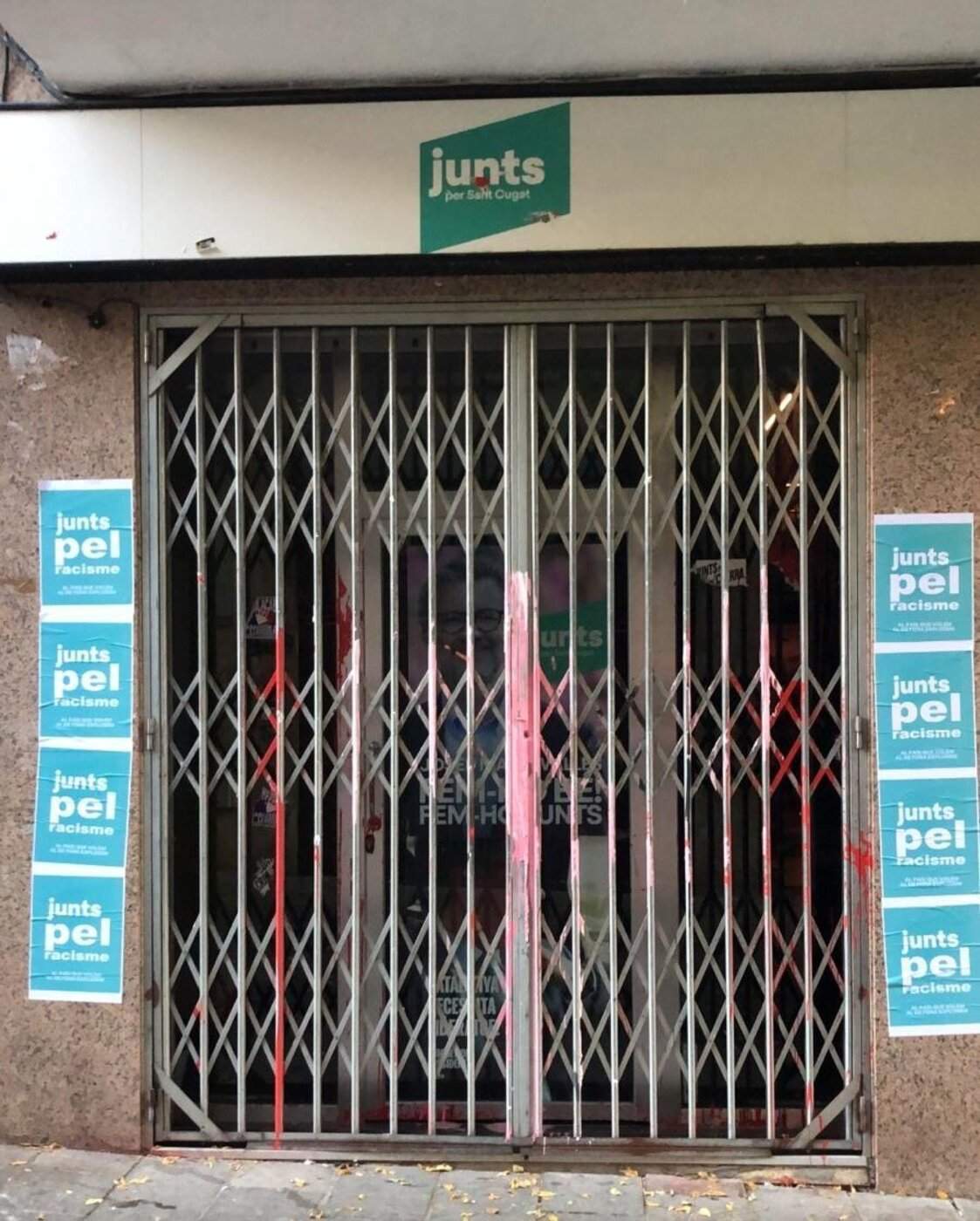 Arran irrumpe contra Junts en Sant Cugat del Vallès: irrumpen en un acto y los acusan de racistas