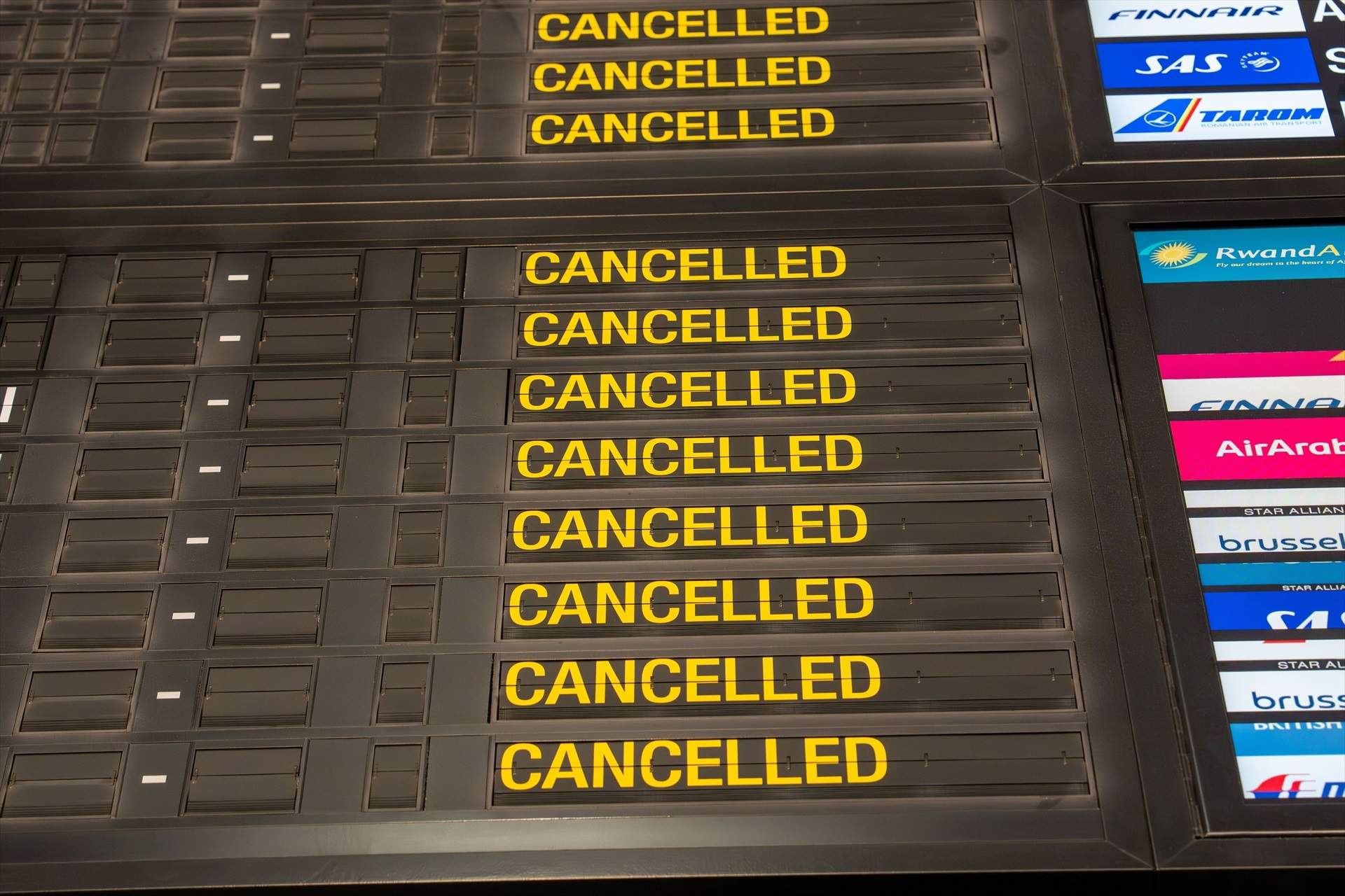 L'aeroport de Brussel·les tanca temporalment el seu espai aeri per la presència de drons