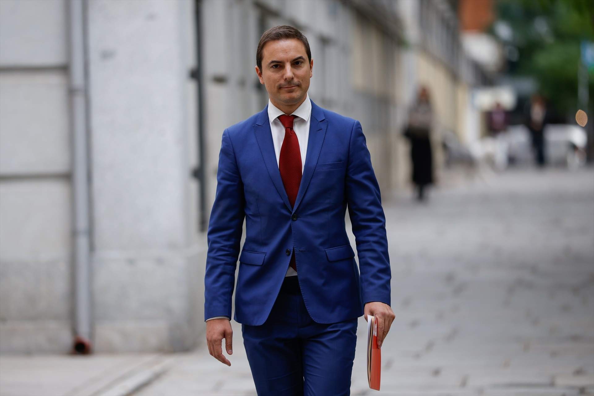 El exlíder del PSOE de Madrid admite que dudó del “origen legítimo” del correo de la pareja de Ayuso