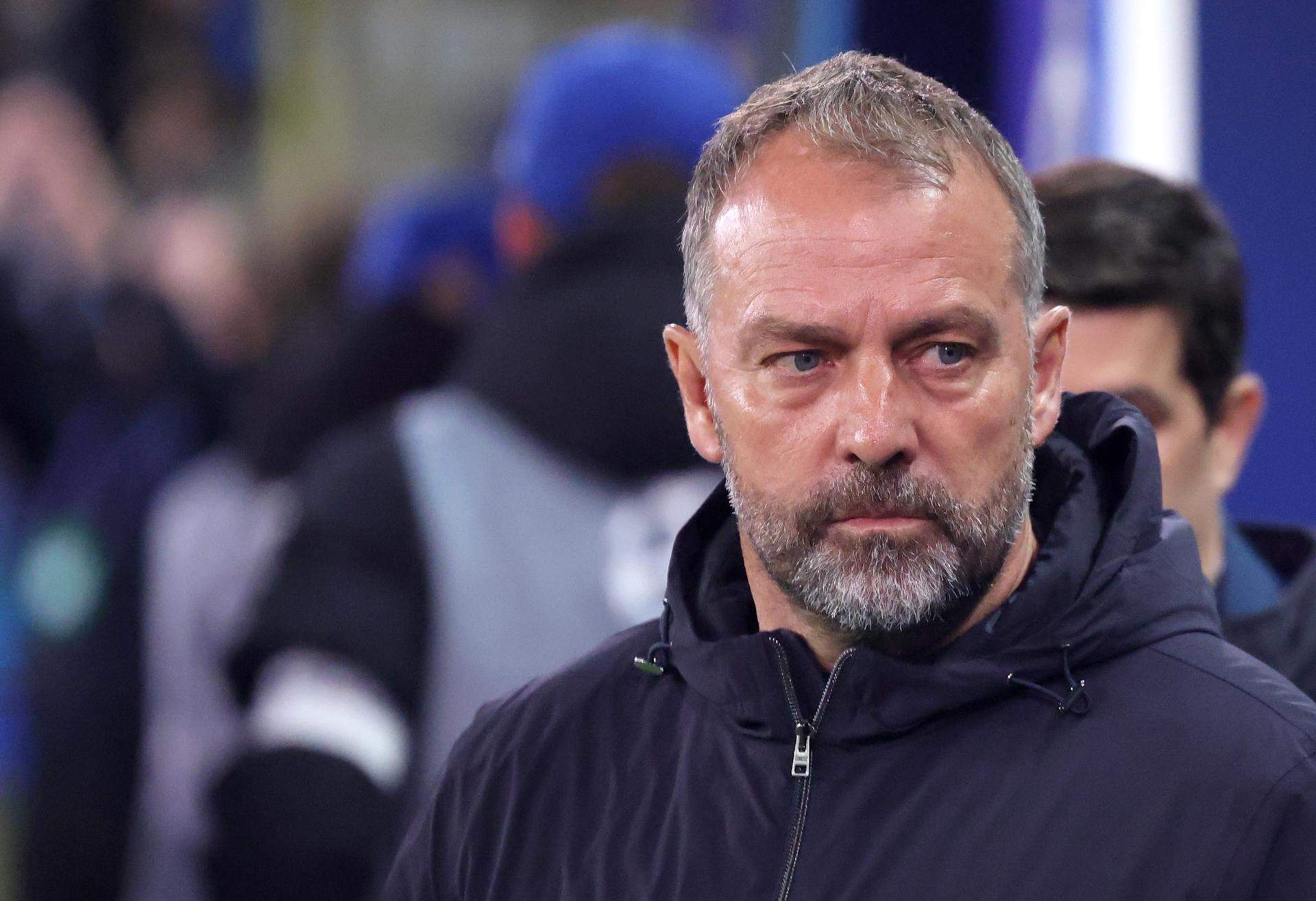 Henry i Gullit sentencien l'estil del Barça de Flick: "Els jugadors creuen que és una tàctica kamikaze"