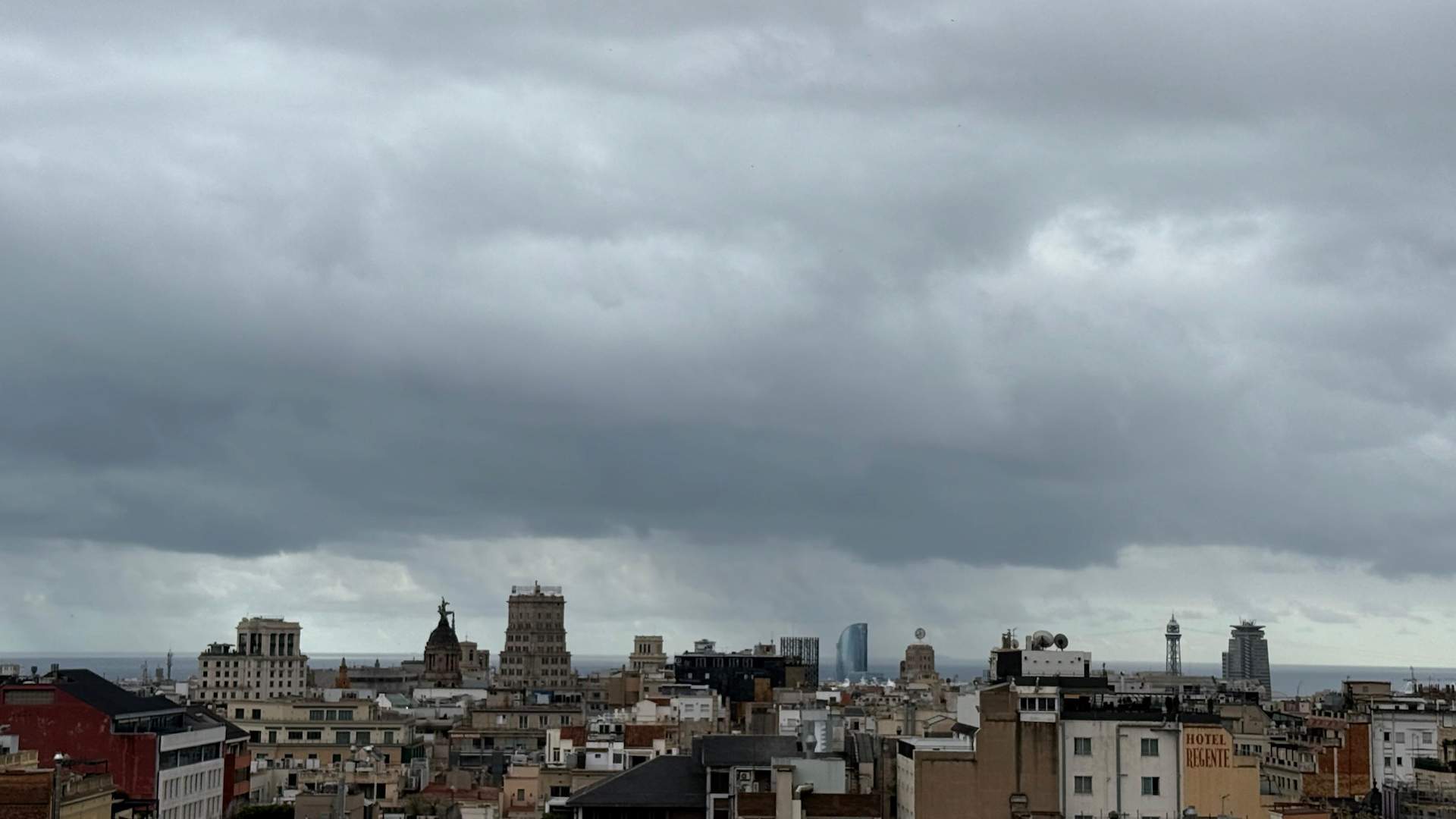 La inestabilidad no remite: un frente de lluvias regará Catalunya el fin de semana