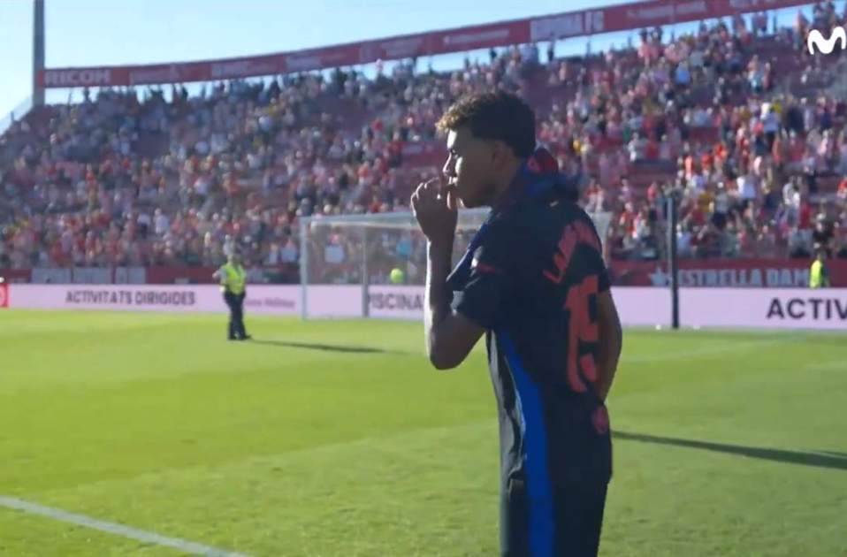 Lamine Yamal fa el gest de fumar, Movistar Lamine Yamal fa el gest de fumar, Movistar