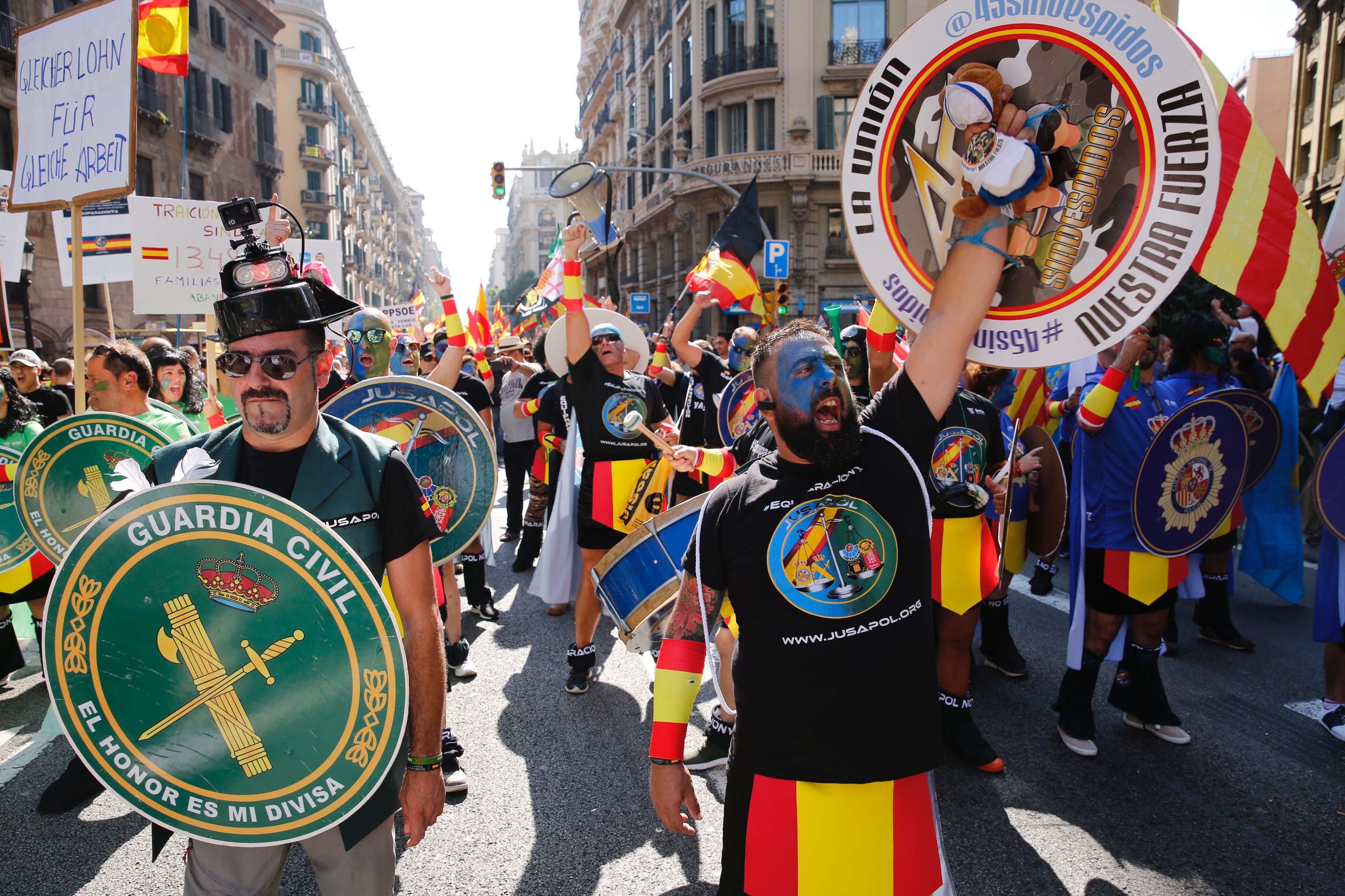 Jusapol dirà als turistes de Barcelona que Espanya té "els millors policies del món"