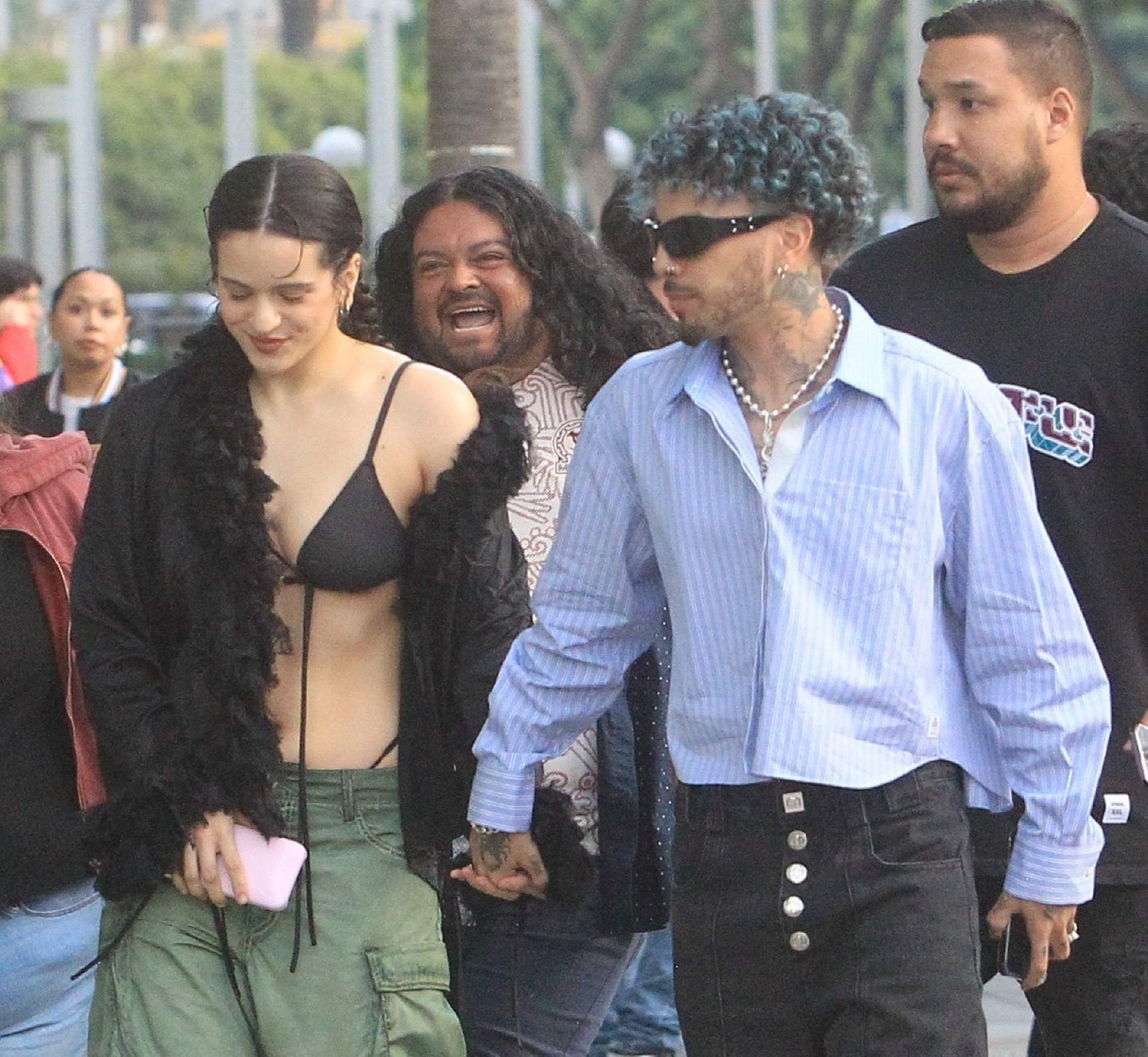 A02020472 001 A02020472 001