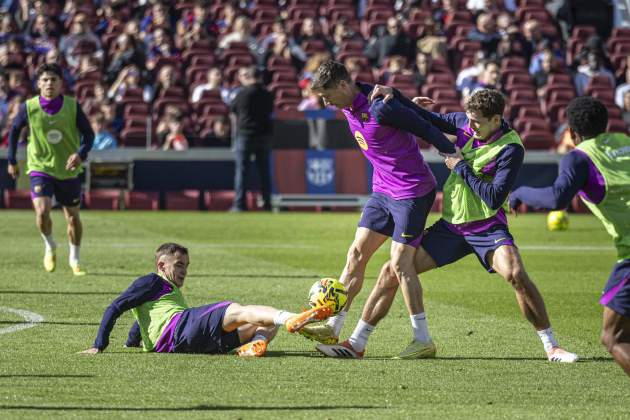 Robert Lewandowski Marc Casadó Barça Spotify Camp Nou / Foto: Montse Giralt