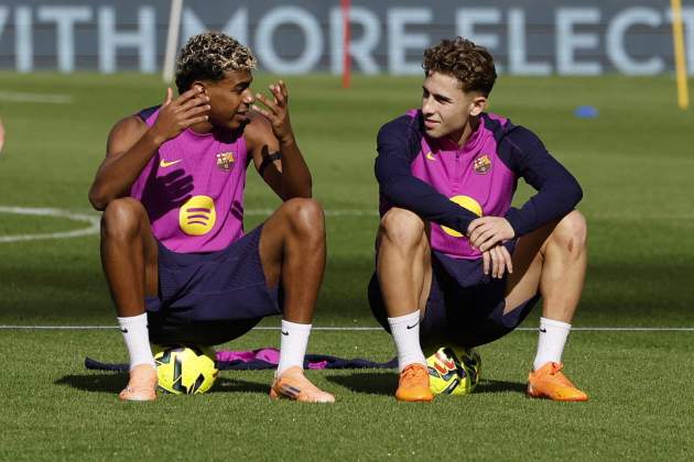 Lamine Fermin Entrenamiento Barça Spotify Camp Nou EFE