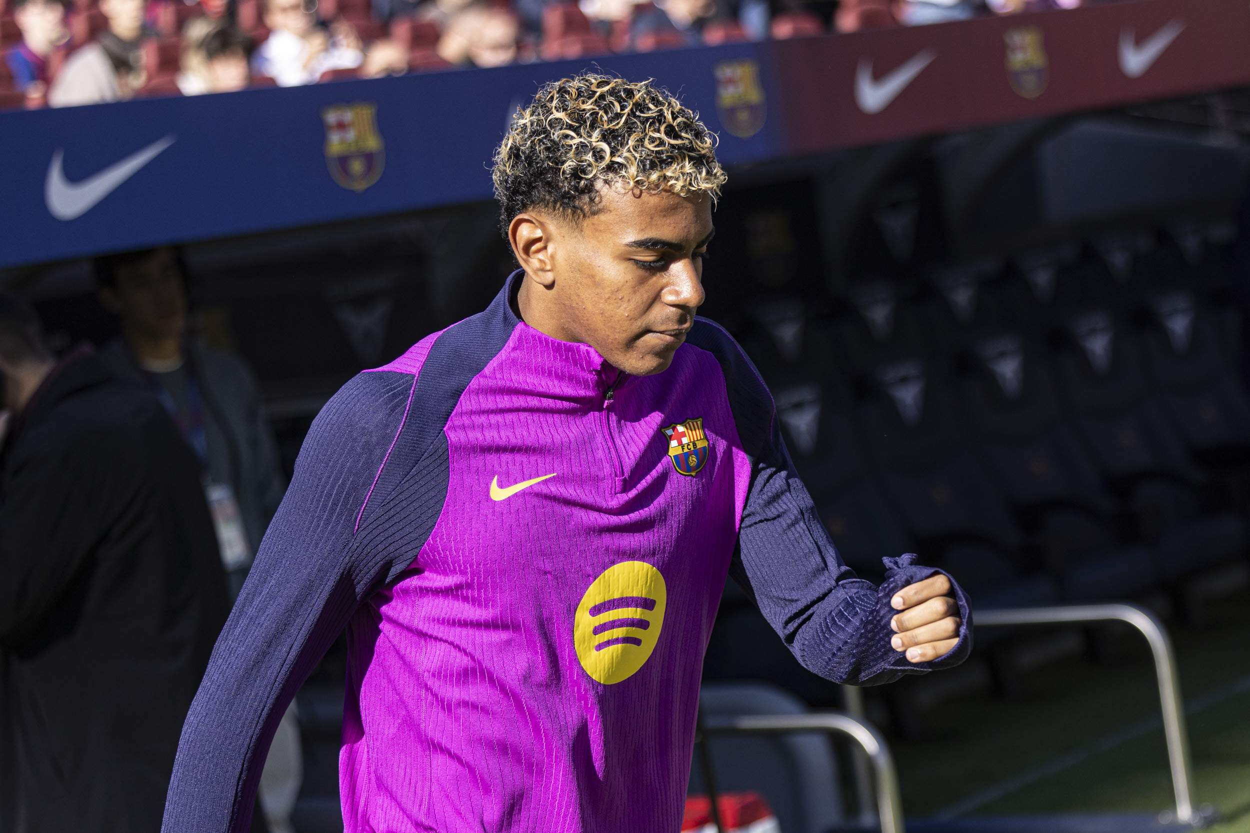 La preocupació creix: el Barça contacta amb un expert per la pubàlgia de Lamine Yamal