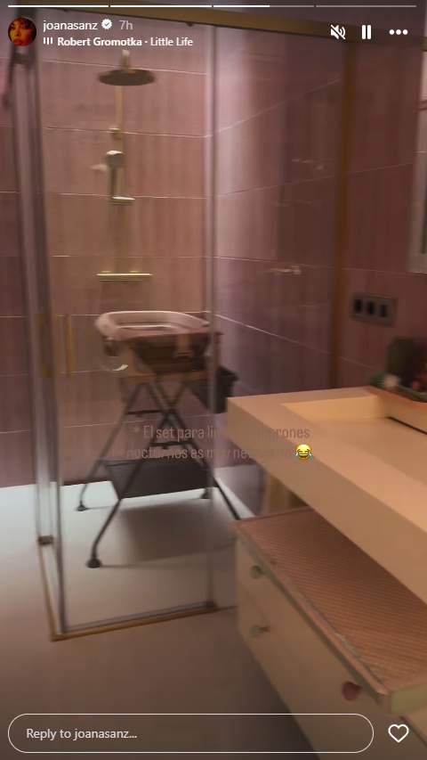 lavabo de la J. lavabo de la J.