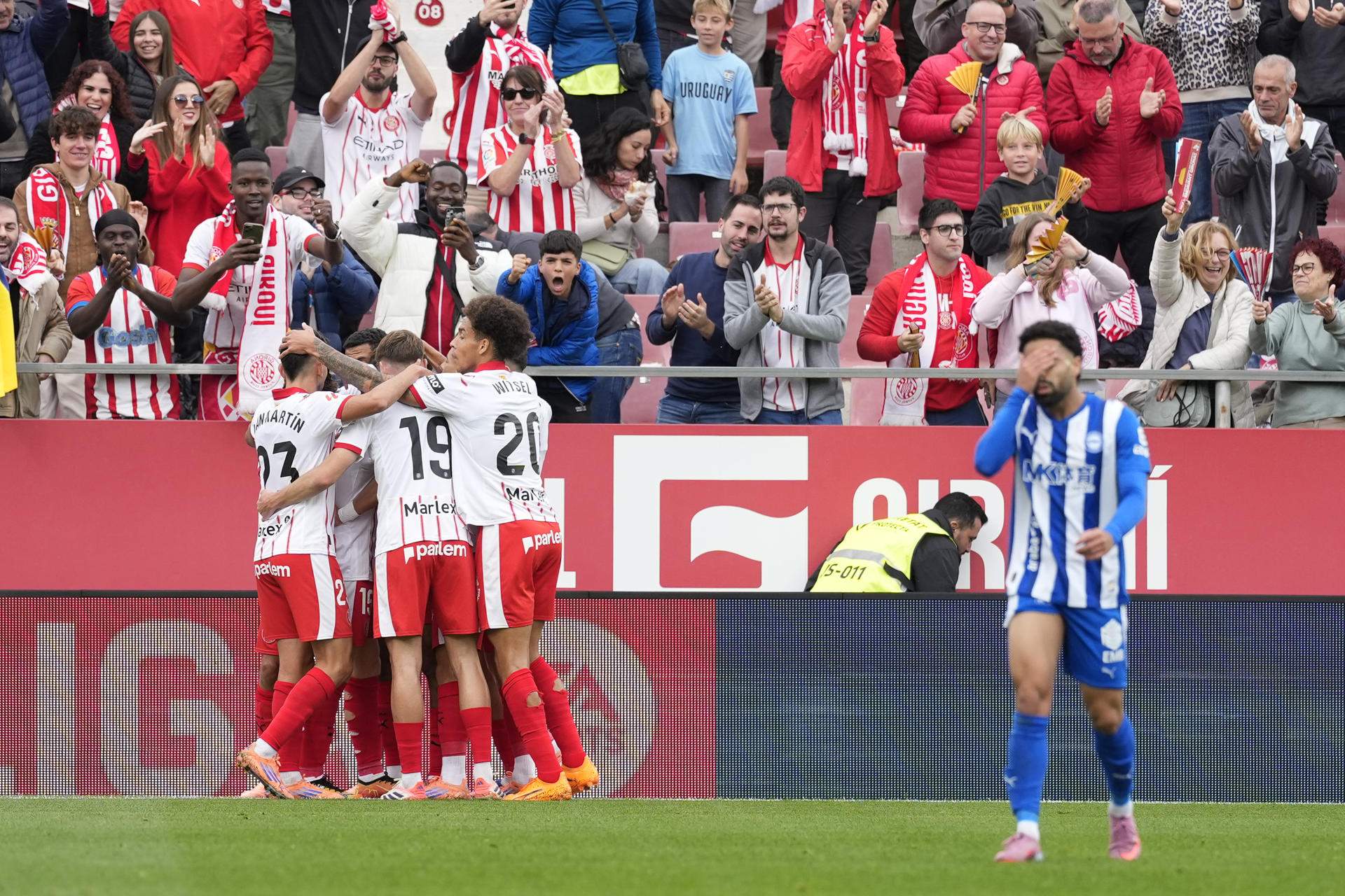 El millor Girona es retroba contra l'Alabès i respira una mica a la Lliga (1-0)