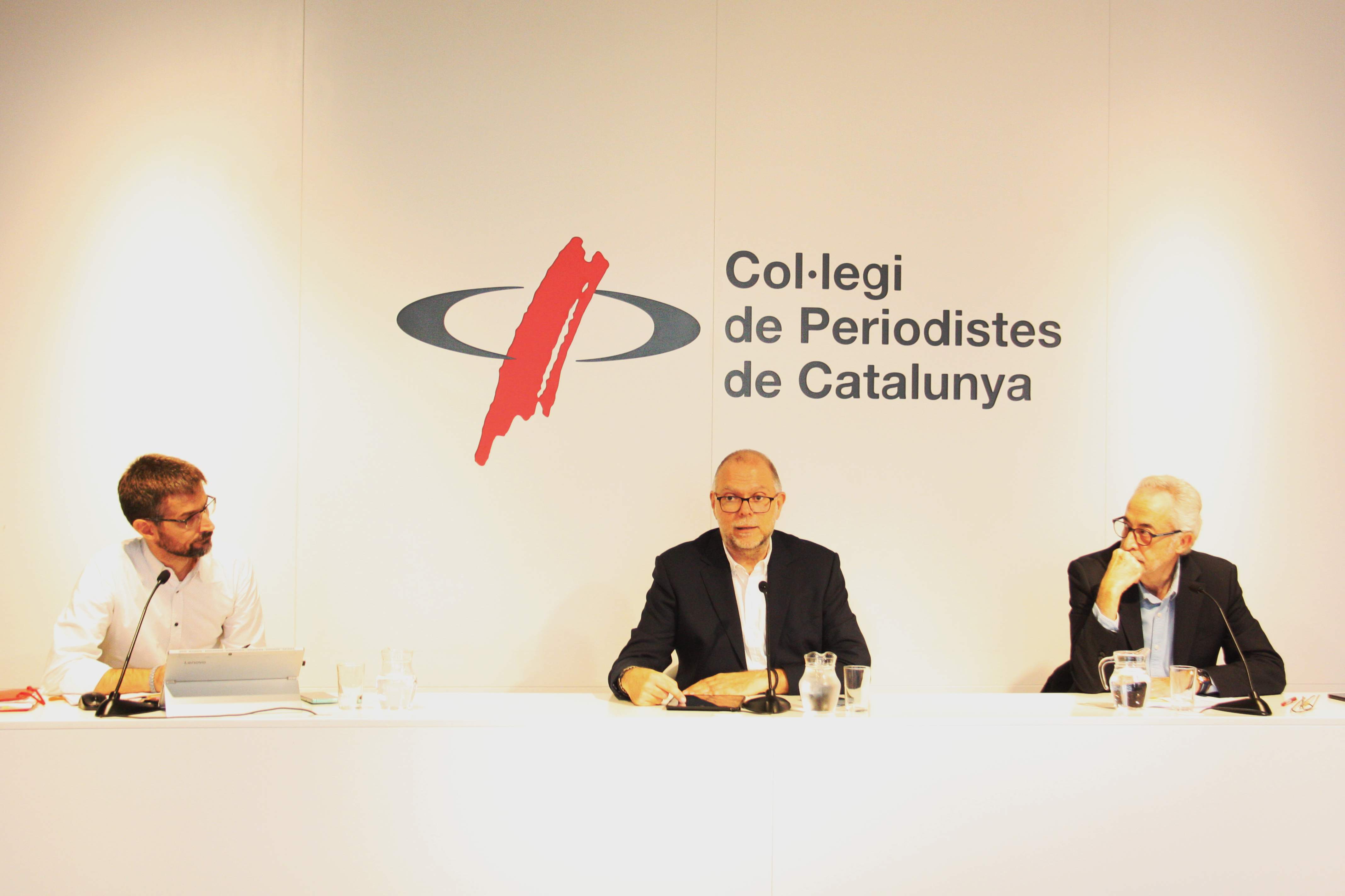 El Col·legi de Periodistes reforma el codi deontològic per “consolidar el compromís amb la veracitat”